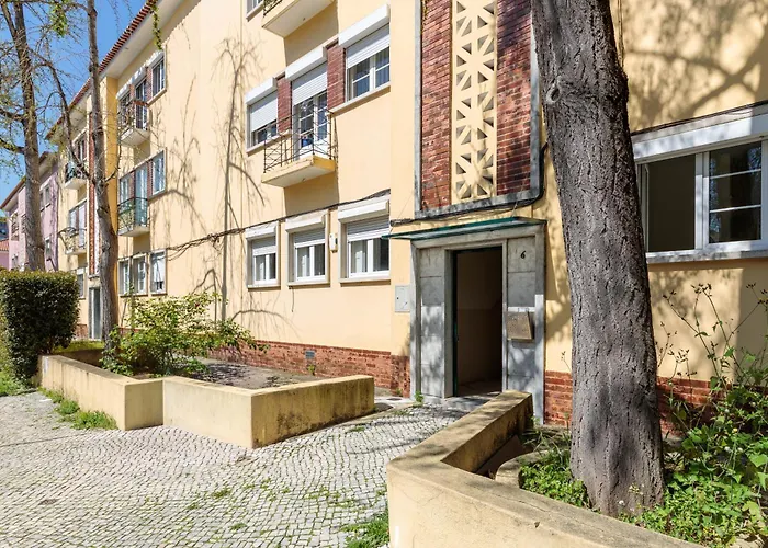 Appartement Lovely To Lissabon